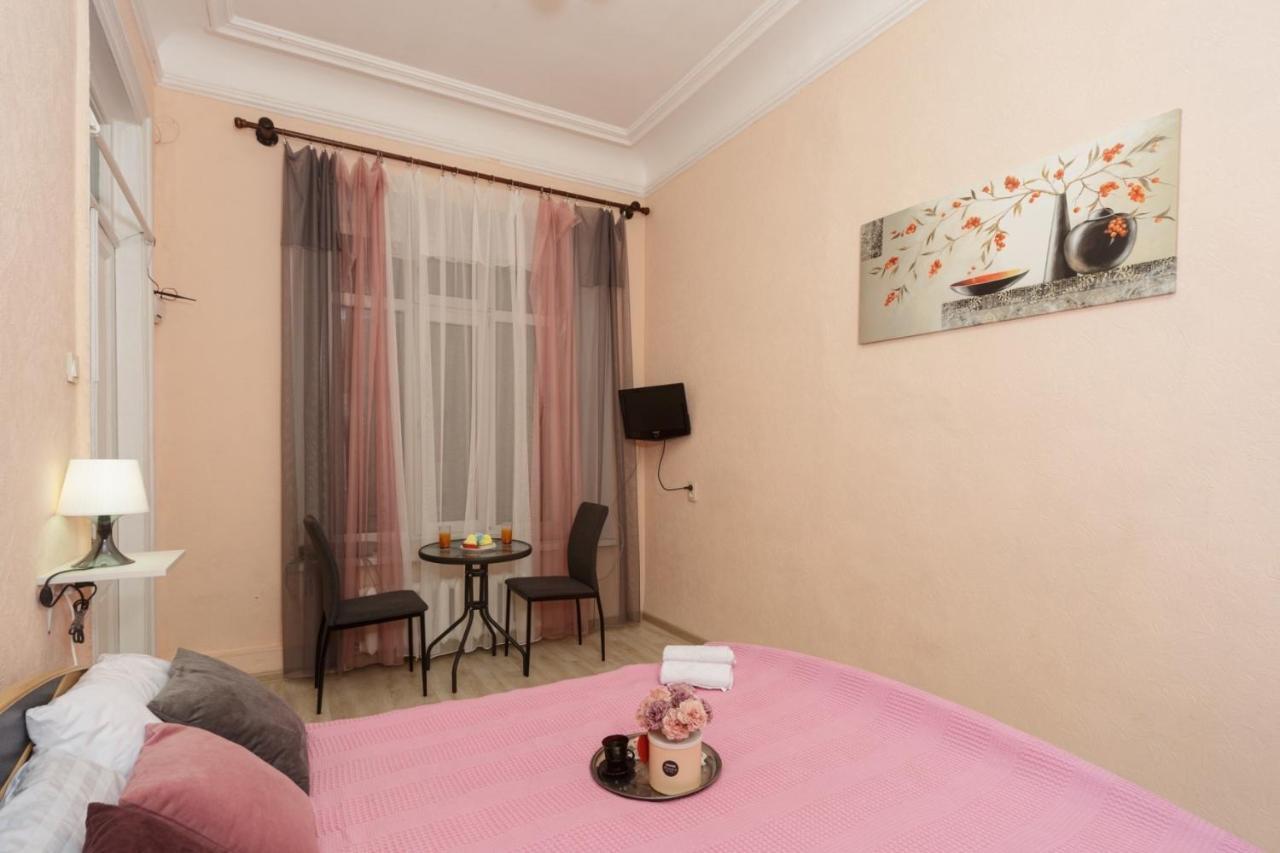 Comfortable Apartment In The Very Center Of Odessa Exterior photo